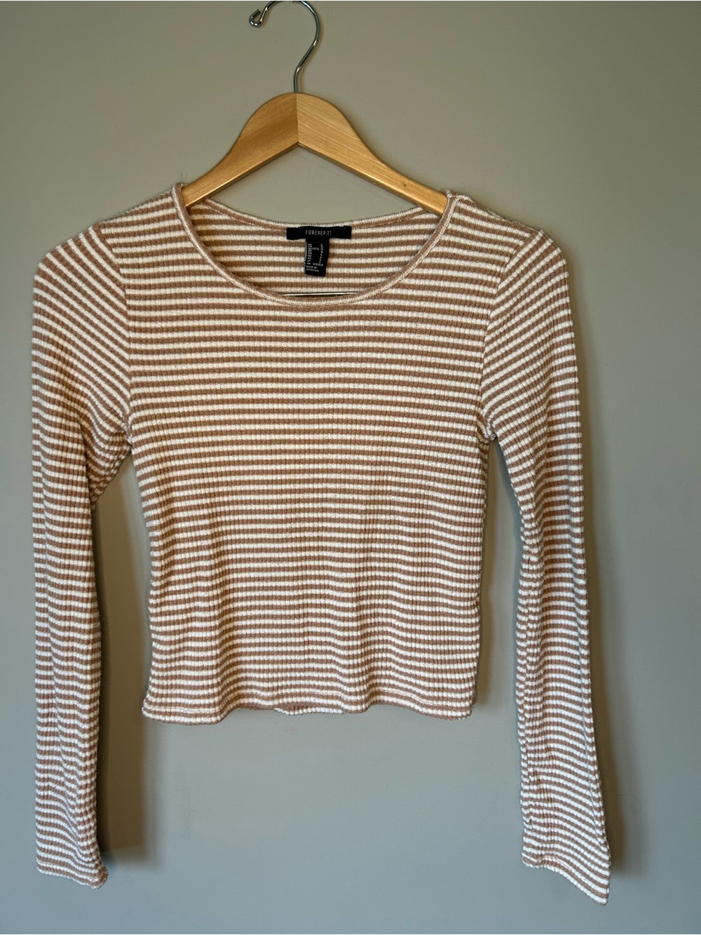 Forever 21 Cream & Tan Striped Ribbed Long Sleeve cropped Tee